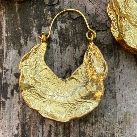 Zara Crescent Hoop Earrings - Picture 5 of 7